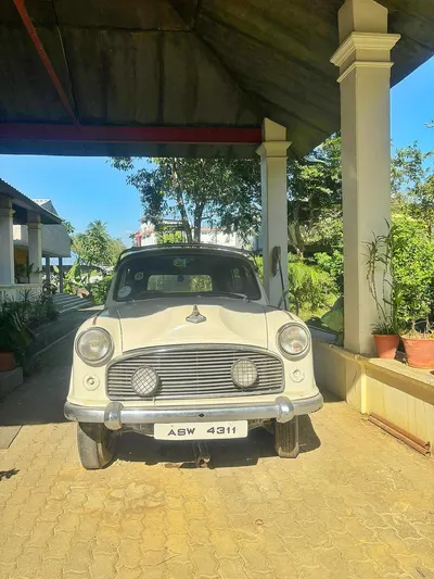 Hindustan Ambassador